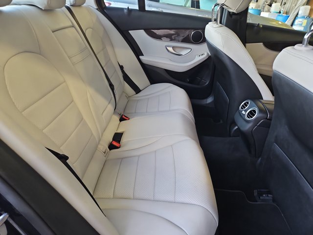 Used 2018 Mercedes-Benz C 300 Sedan image 21