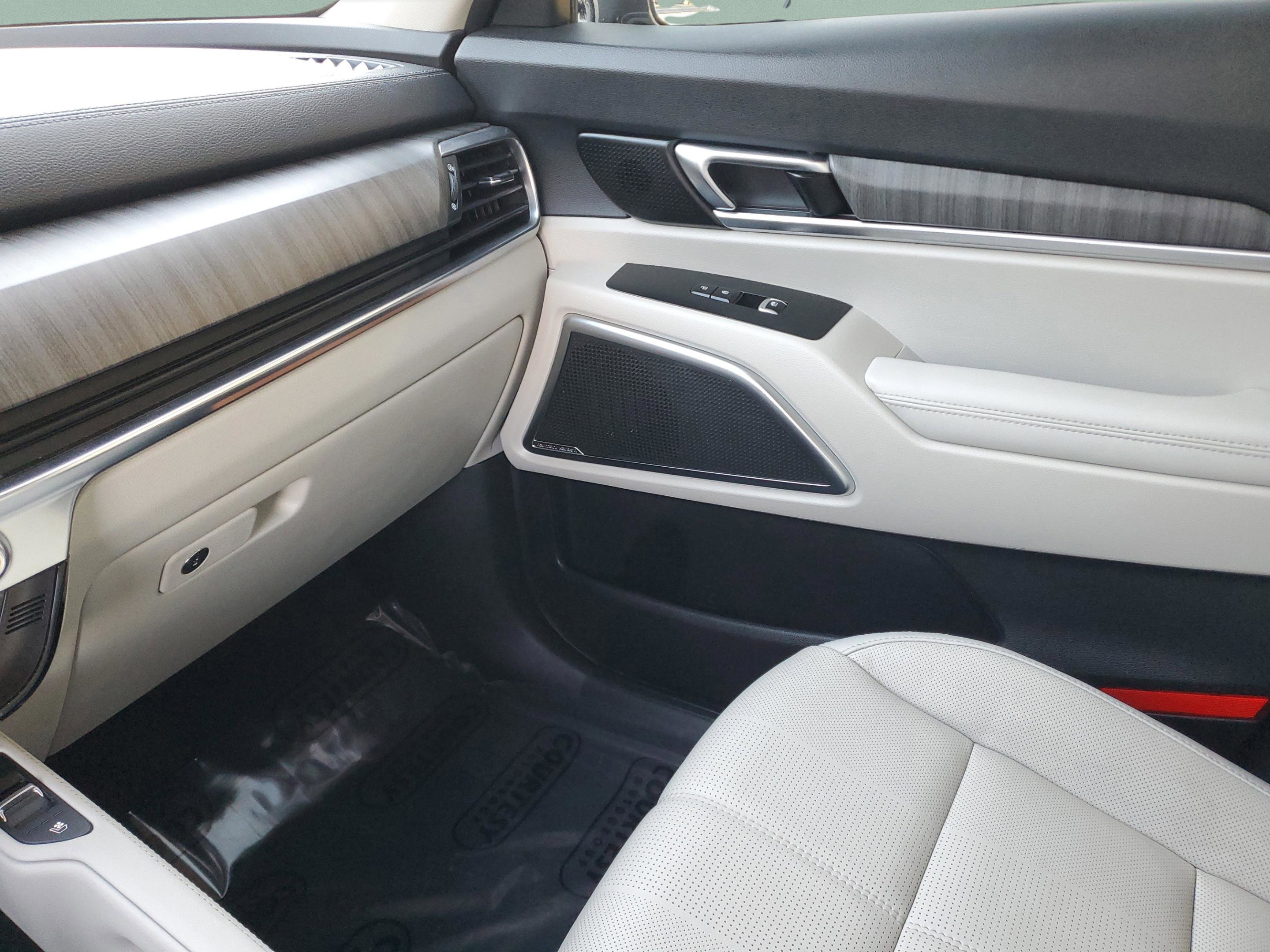 Certified 2024 Kia Telluride SX image 20