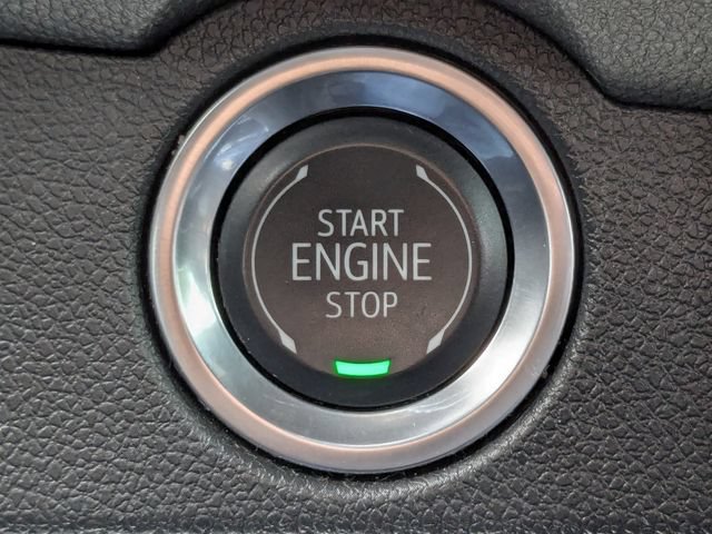 Used 2024 Chevrolet Traverse RS FWD image 43