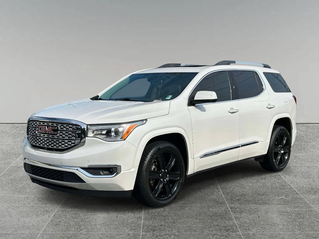Used 2019 GMC Acadia Denali w/ Technology Package AWD/4WD image 1