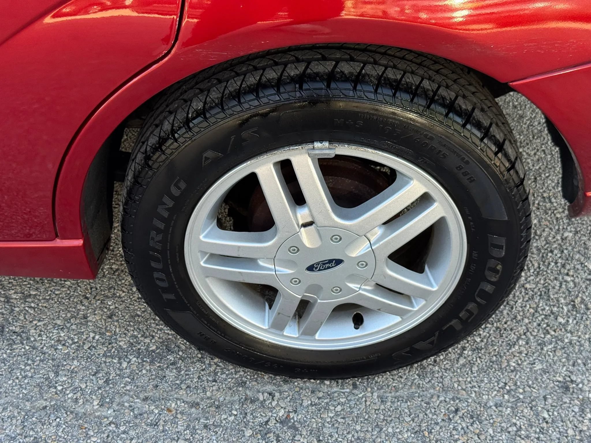 Used 2003 Ford Focus SE FWD image 38