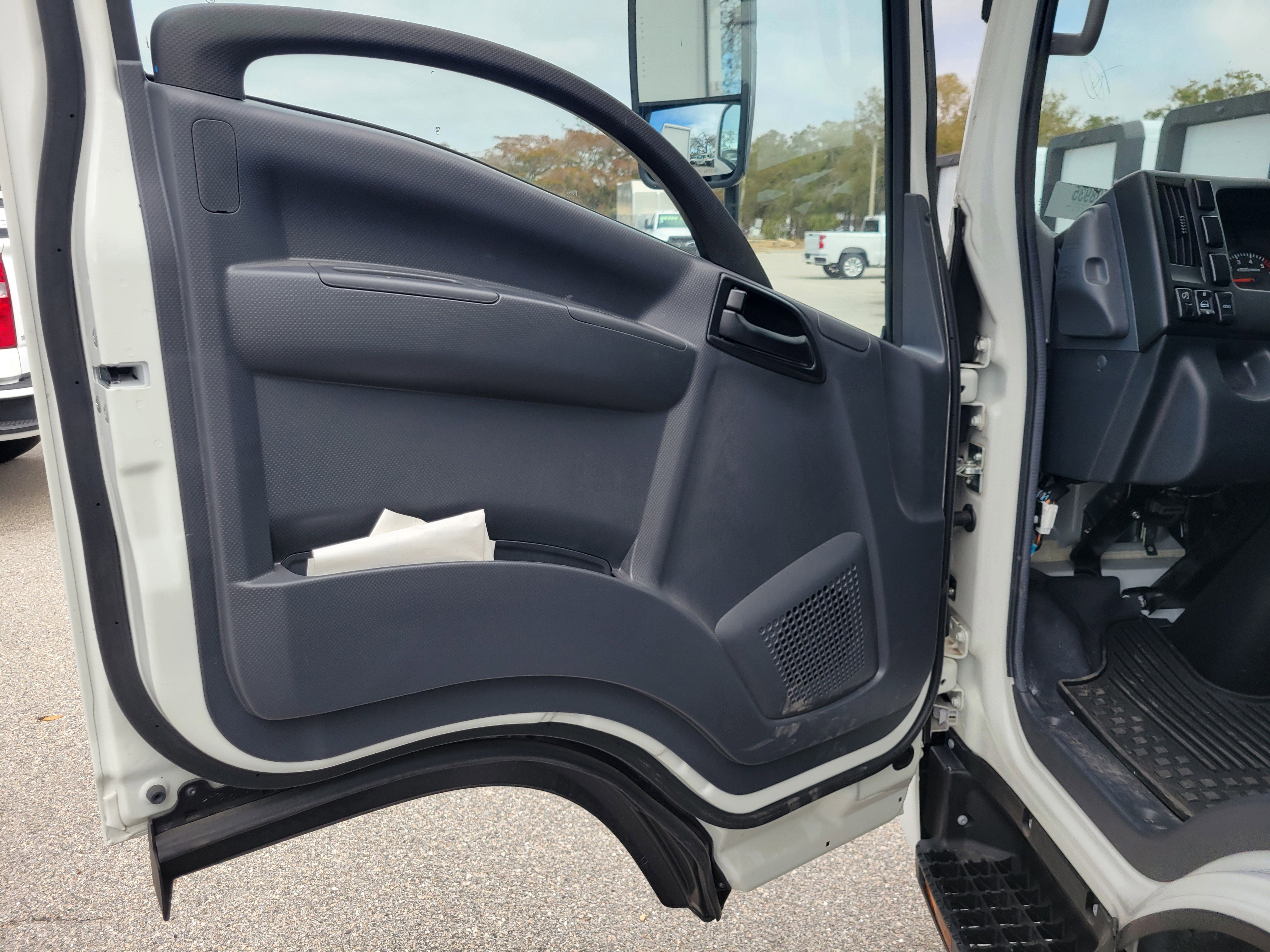 New 2025 Chevrolet Low Cab Forward 5500XG image 14