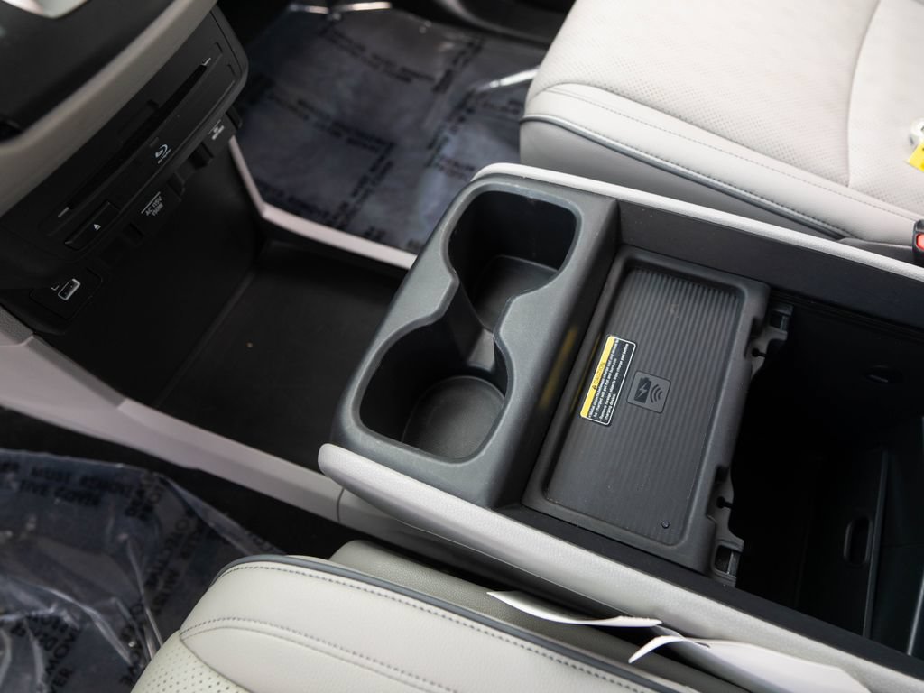 Used 2024 Honda Odyssey Elite image 31