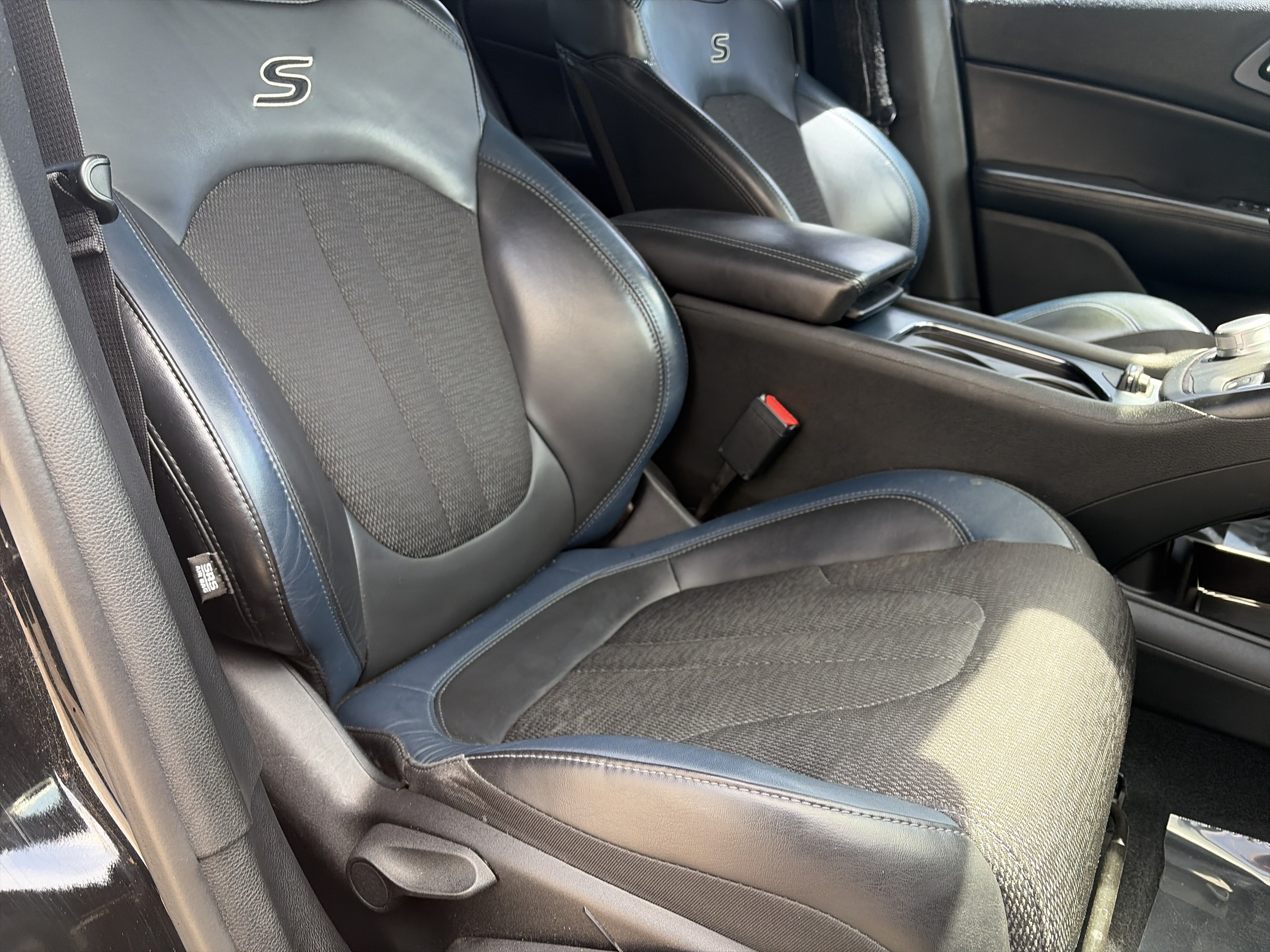 Used 2015 Chrysler 200 S w/ Navigation & Sound Group I AWD/4WD image 29