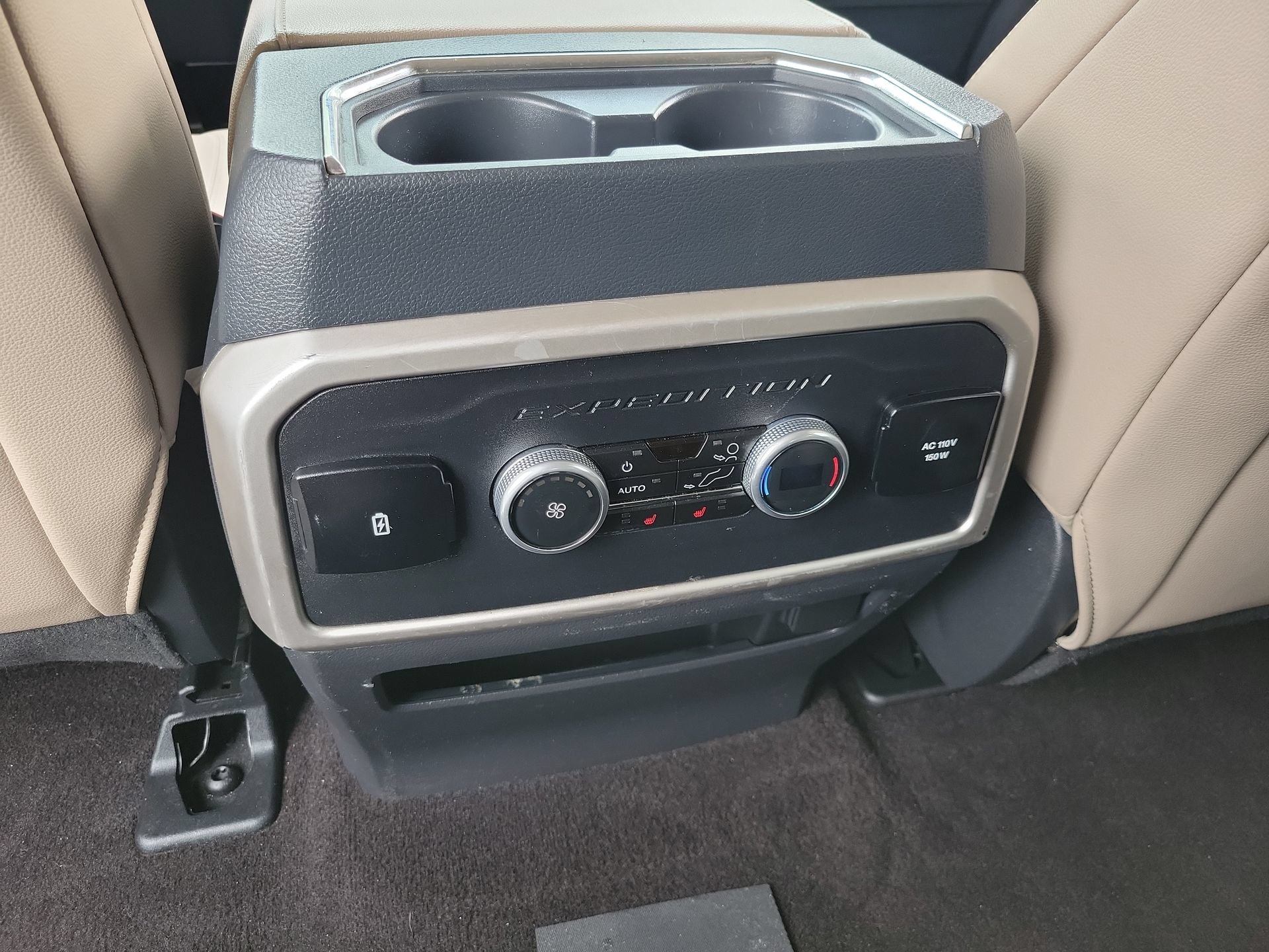 Used 2023 Ford Expedition Limited RWD image 18