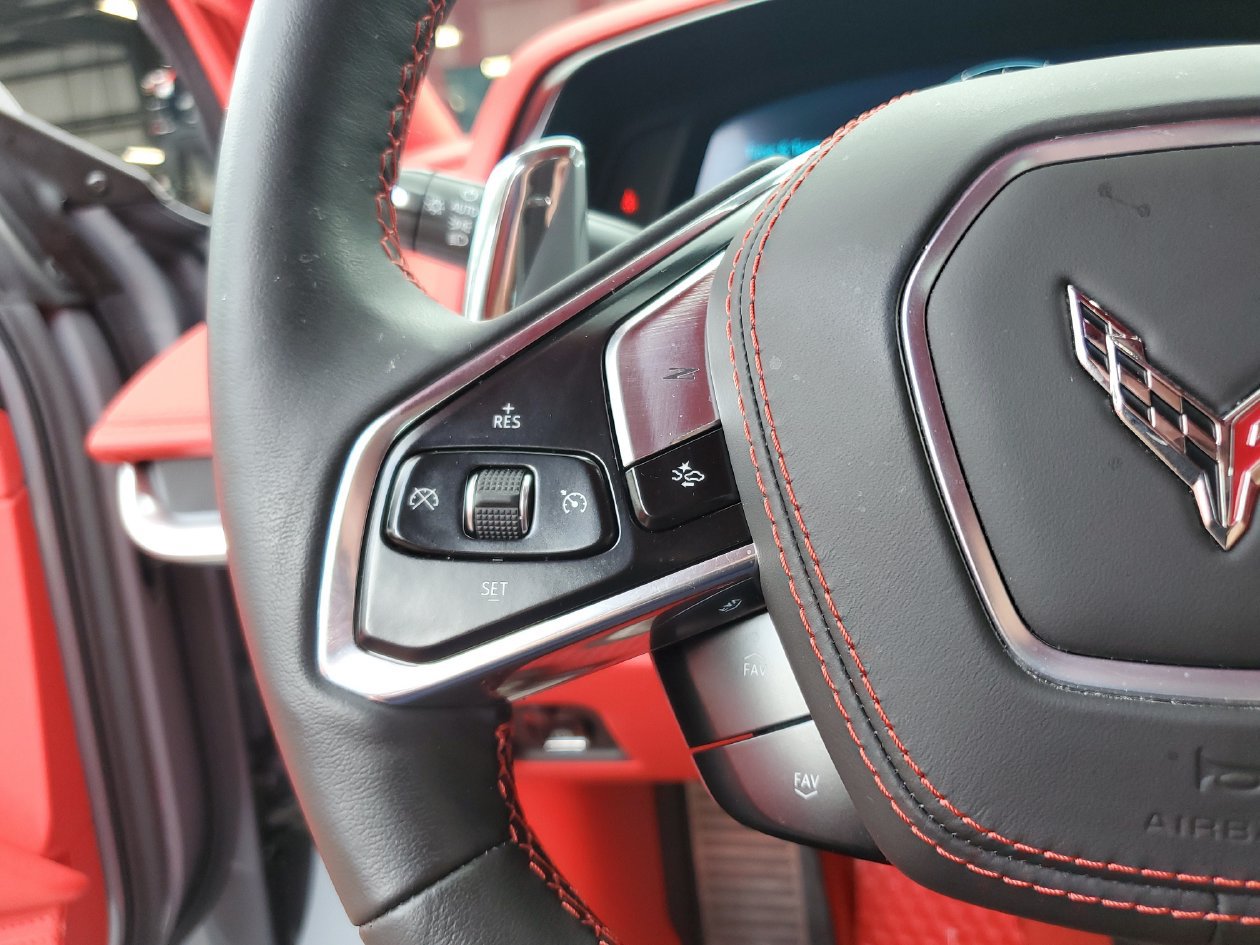 Used 2024 Chevrolet Corvette Stingray Premium Conv w/ 3LT RWD image 22