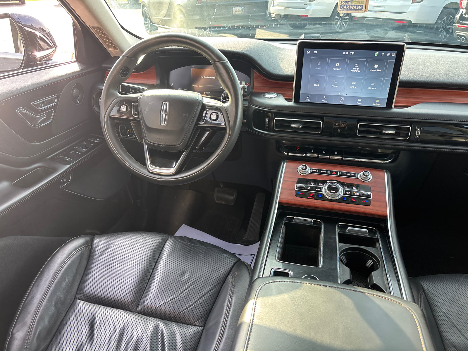 Certified 2024 Lincoln Aviator Reserve w/ Equipment Group 201A AWD/4WD image 30