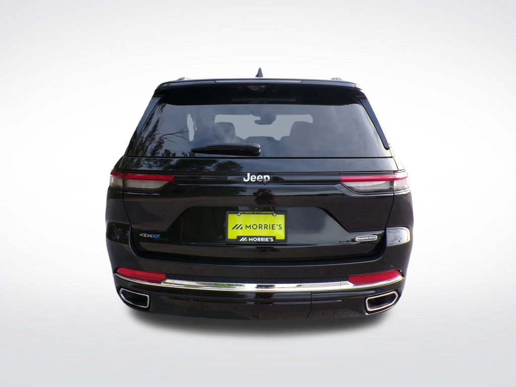 Used 2023 Jeep Grand Cherokee Overland w/ Luxury Tech Group IV AWD/4WD image 4