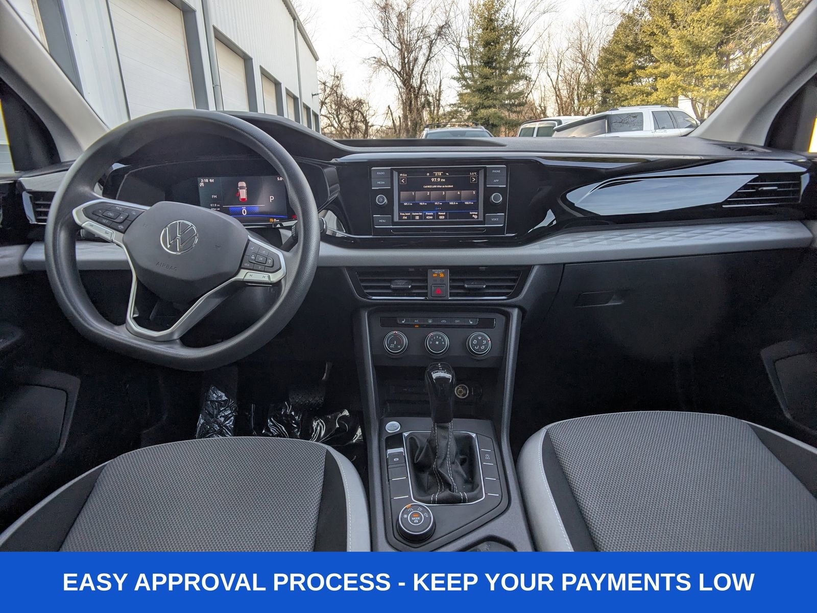 Used 2022 Volkswagen Taos S image 15