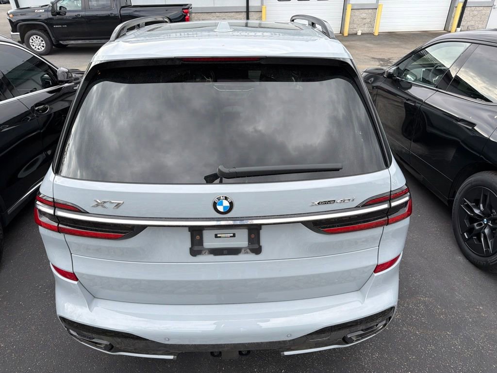 Used 2023 BMW X7 xDrive40i w/ Executive Package AWD/4WD image 7