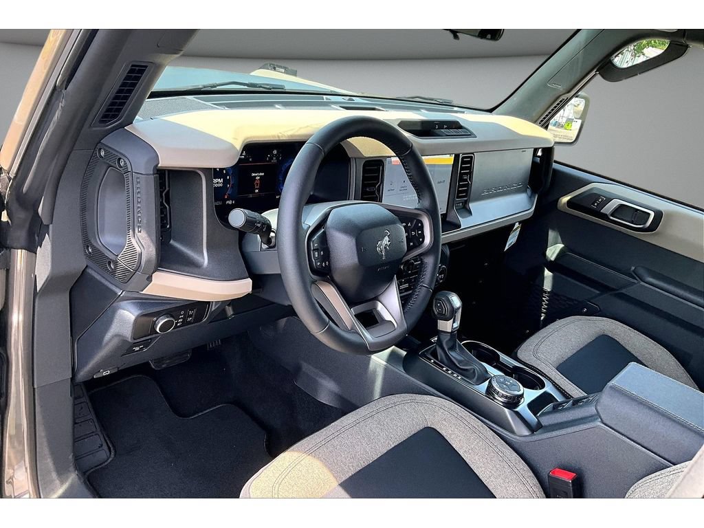 New 2026 Ford Bronco Big Bend w/ Black Appearance Package AWD/4WD image 9