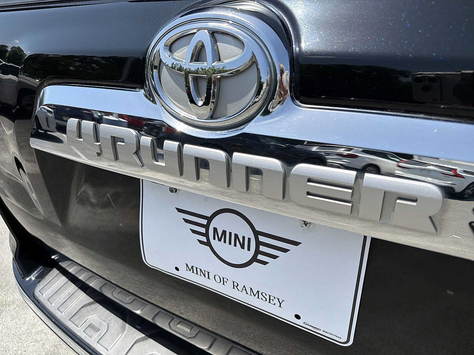 Used 2020 Toyota 4Runner Limited AWD/4WD image 15