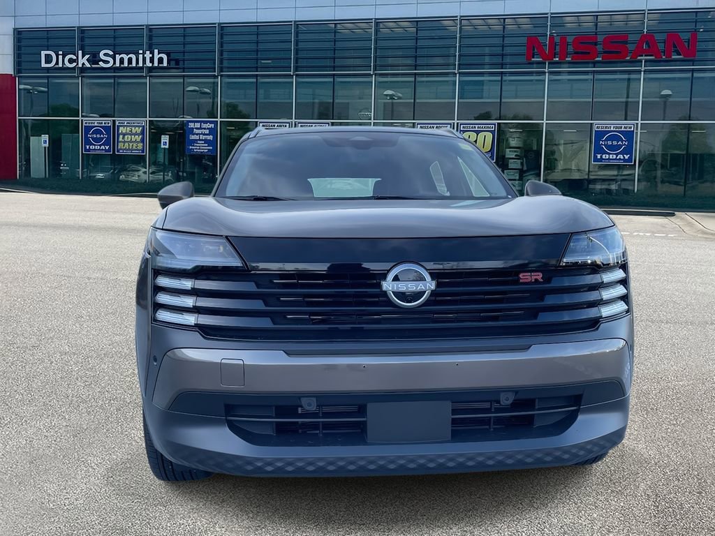 Used 2025 Nissan Kicks SR image 2