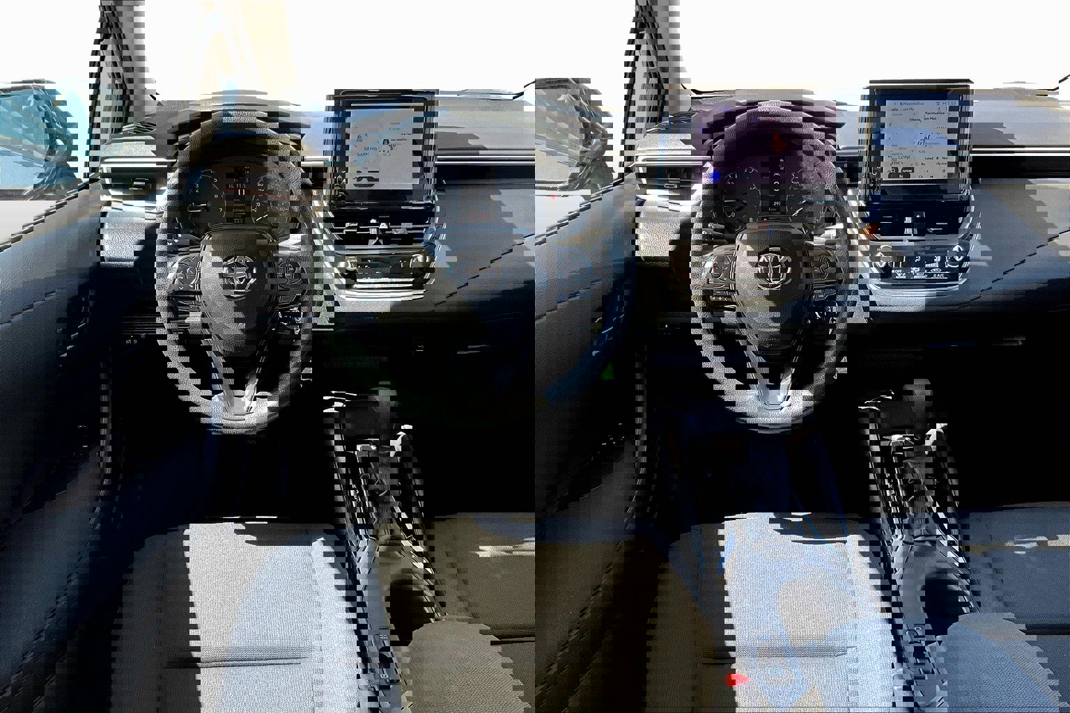 Used 2024 Toyota Corolla LE image 5