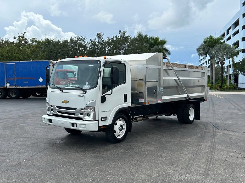 New 2025 Chevrolet Low Cab Forward 5500XG RWD image 2