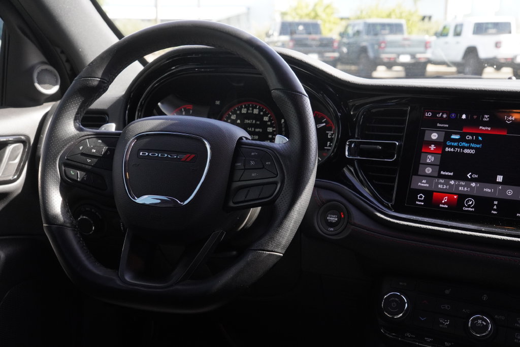 Certified 2025 Dodge Durango GT w/ Blacktop Package RWD image 37