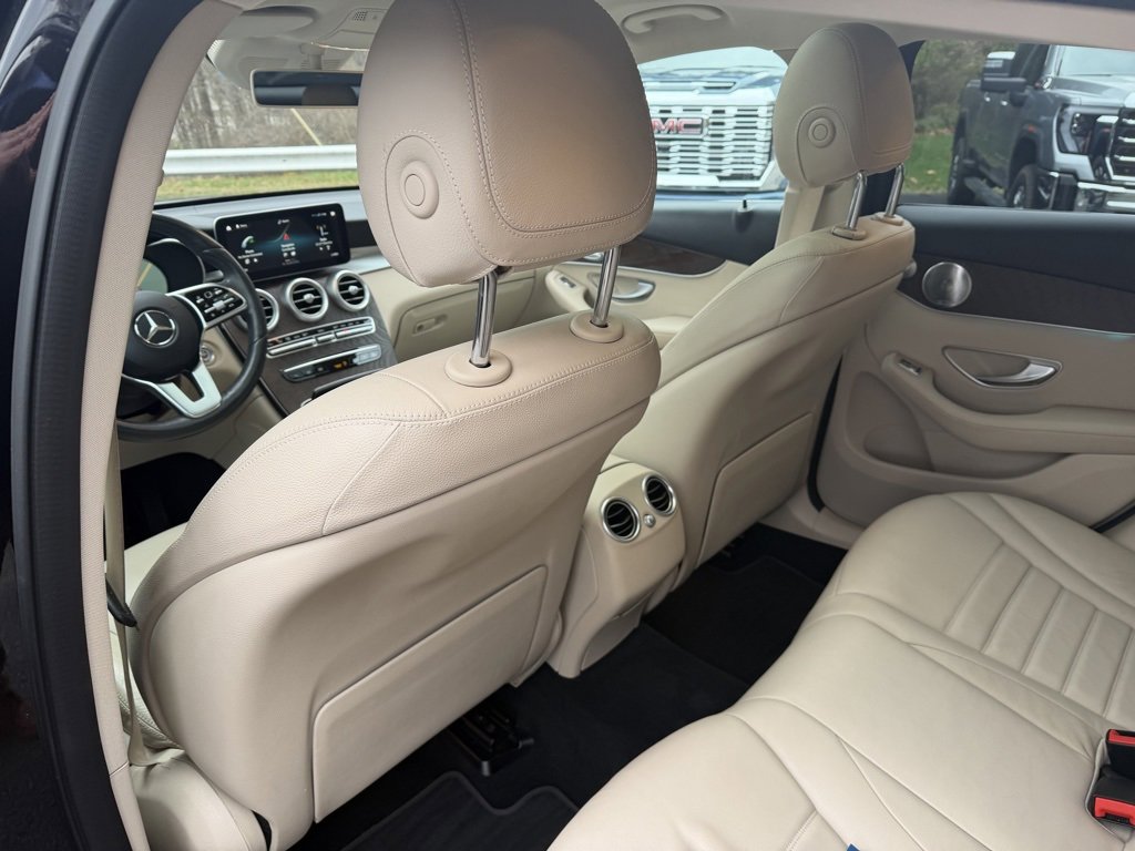 Used 2020 Mercedes-Benz GLC 300 4MATIC Coupe image 15