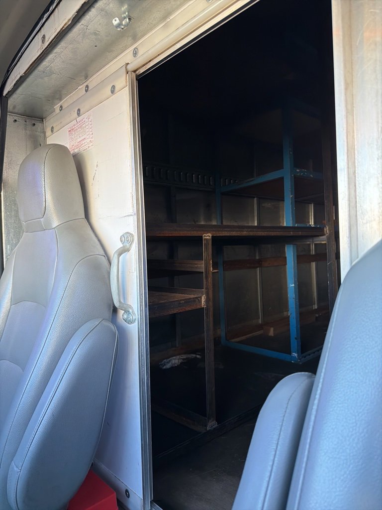 Used 2019 Ford E-350 and Econoline 350 Super Duty image 29