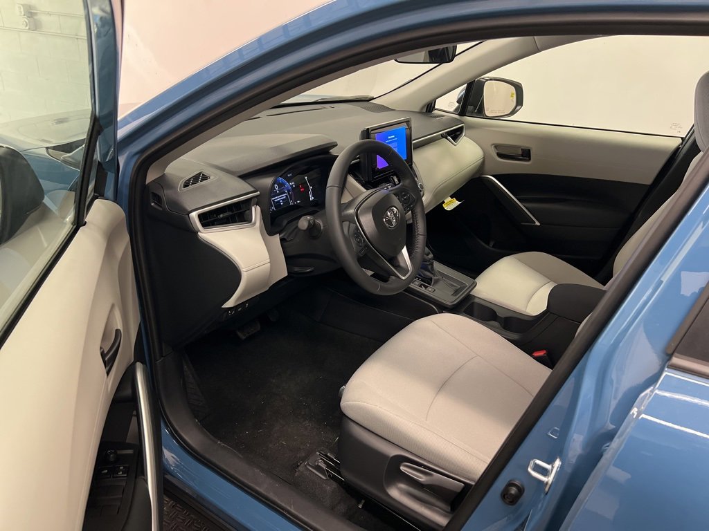 New 2026 Toyota Corolla Cross LE image 4