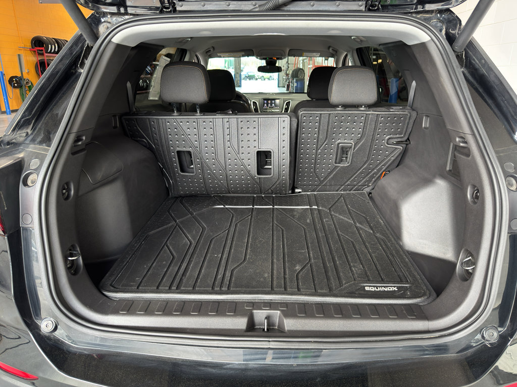 Used 2024 Chevrolet Equinox LT w/ LPO, Floor Liner Package FWD image 41