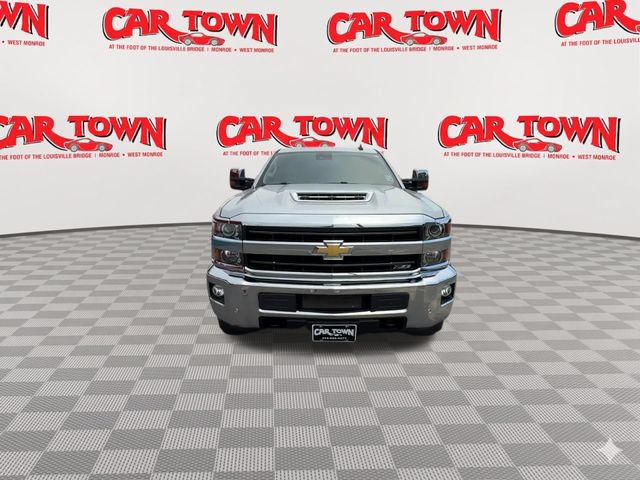 Used 2019 Chevrolet Silverado 2500 LTZ w/ Duramax Plus Package AWD/4WD image 3