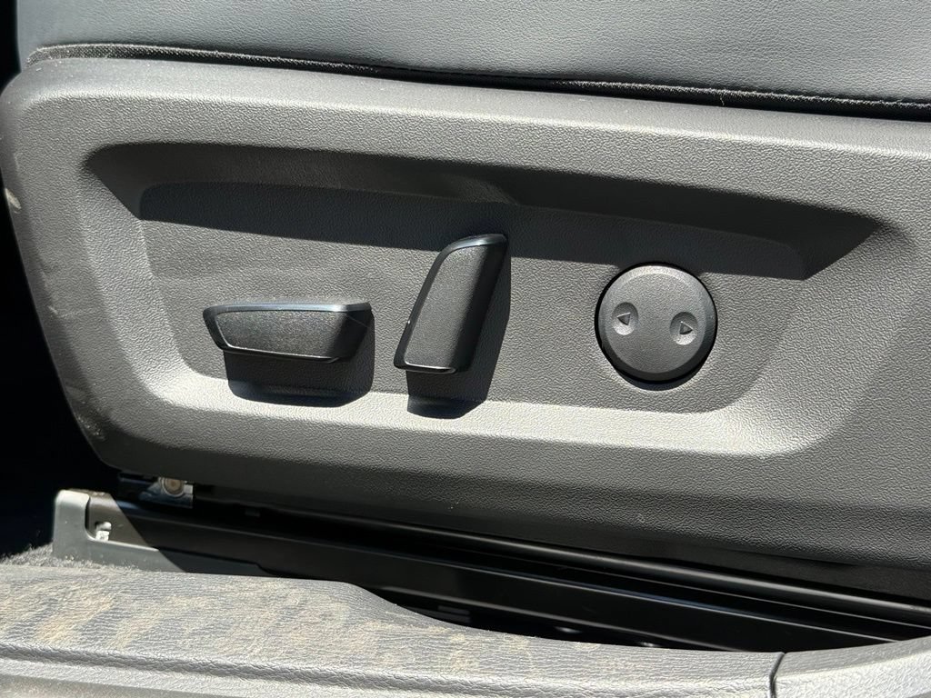 New 2026 Mitsubishi Outlander SE FWD image 29