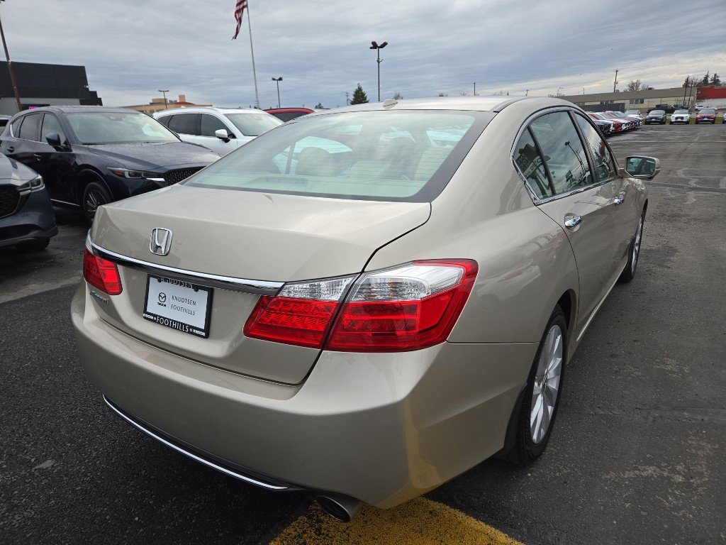 Used 2015 Honda Accord EX-L image 7
