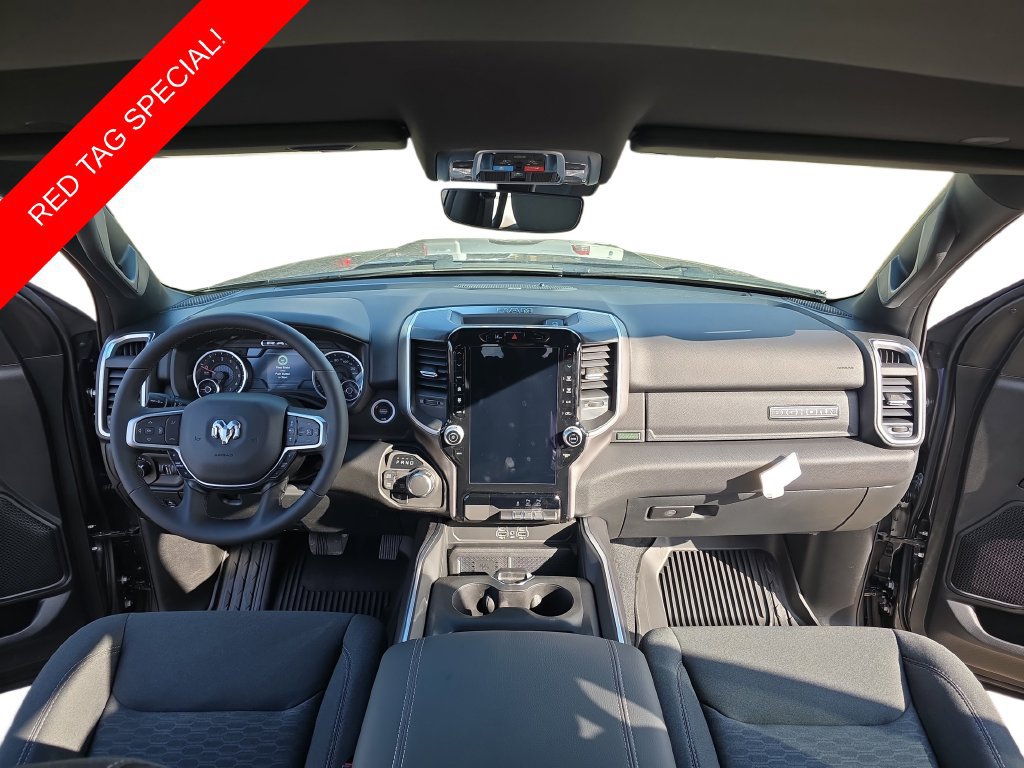 New 2026 RAM 1500 Big Horn AWD/4WD image 9