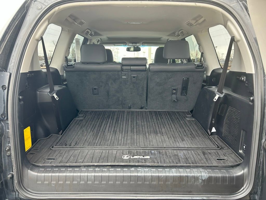 Used 2019 Lexus GX 460 image 27