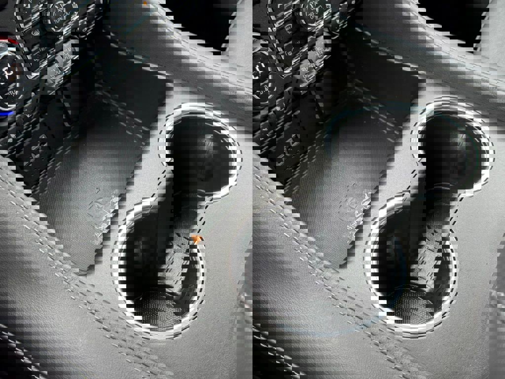 Used 2023 Chevrolet Suburban LT w/ Luxury Package AWD/4WD image 36