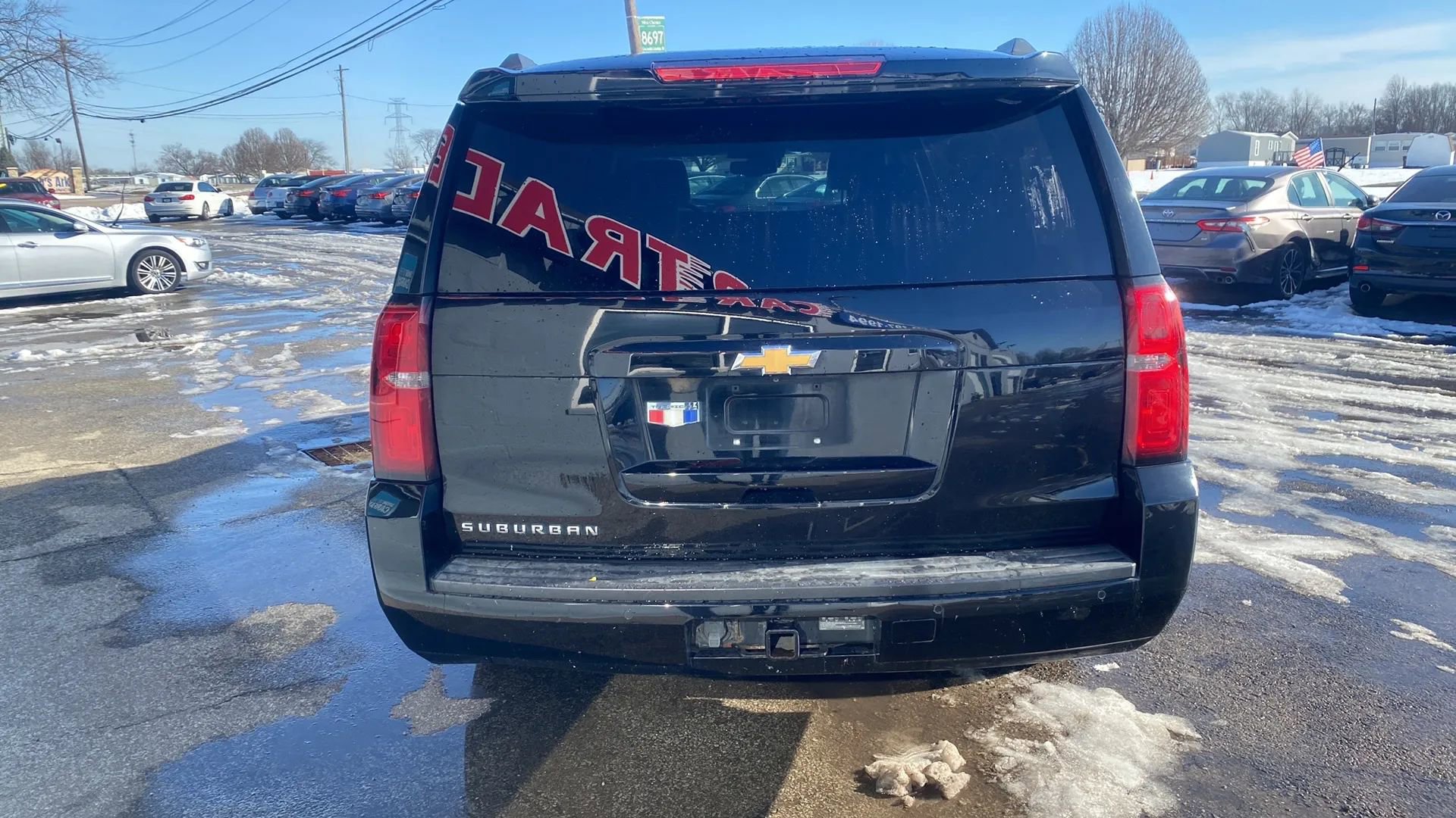 Used 2018 Chevrolet Suburban LT image 5