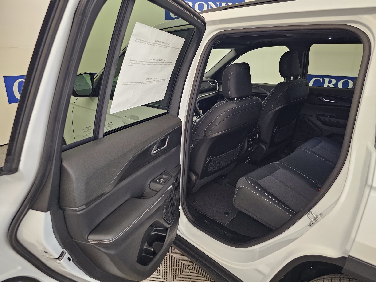 New 2027 Jeep Grand Cherokee Laredo X AWD/4WD image 18