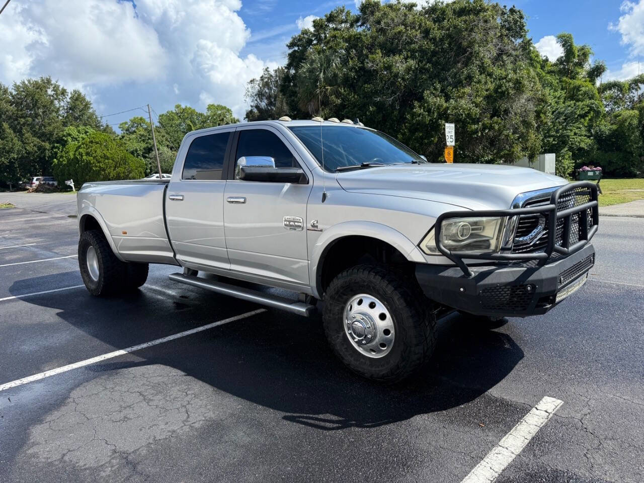 Used 2018 RAM 3500 Laramie Longhorn w/ Max Tow Package