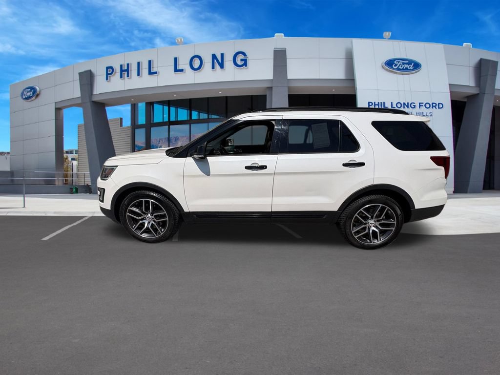 Used 2017 Ford Explorer Sport w/ Equipment Group 401A AWD/4WD image 2