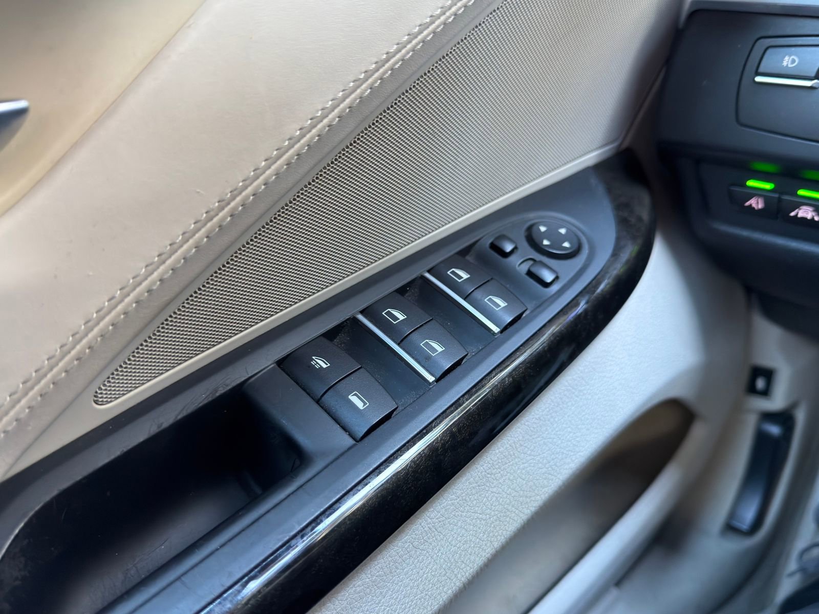 Used 2014 BMW 650i Convertible image 16