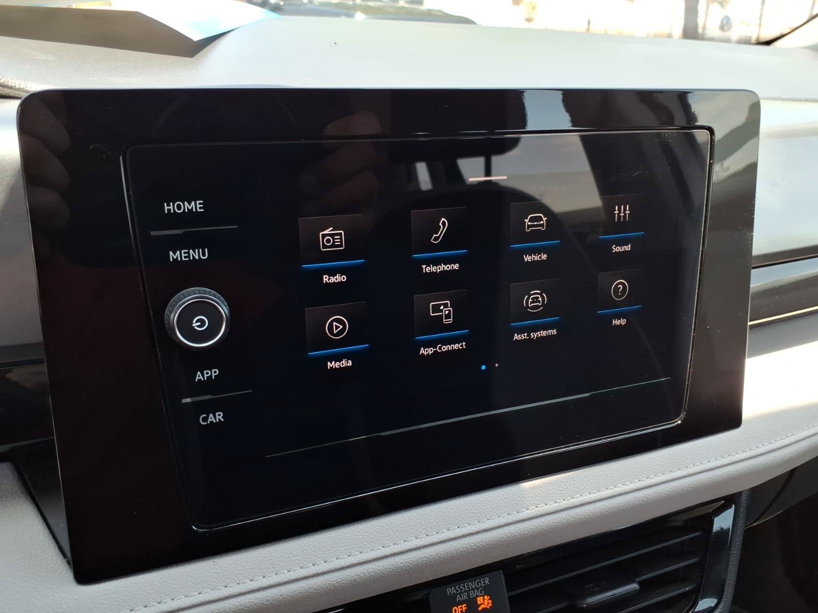 Certified 2025 Volkswagen Taos S AWD/4WD image 28