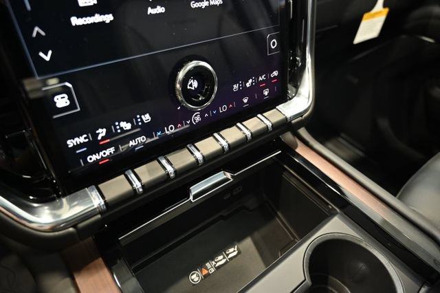 New 2026 GMC Yukon Denali w/ Advanced Technology Package AWD/4WD image 18