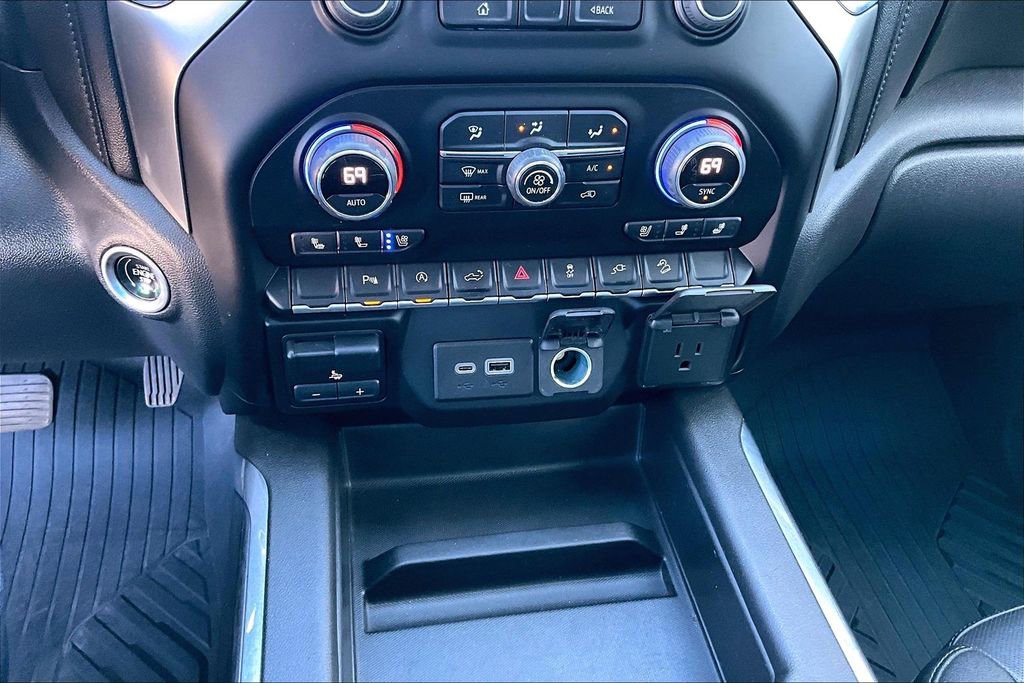 Used 2022 Chevrolet Silverado 1500 LTZ image 11