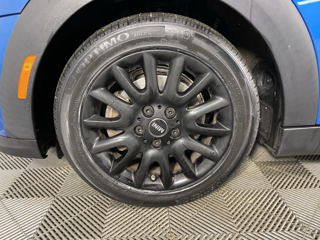 Certified 2023 MINI Cooper 4-Door Hardtop image 7