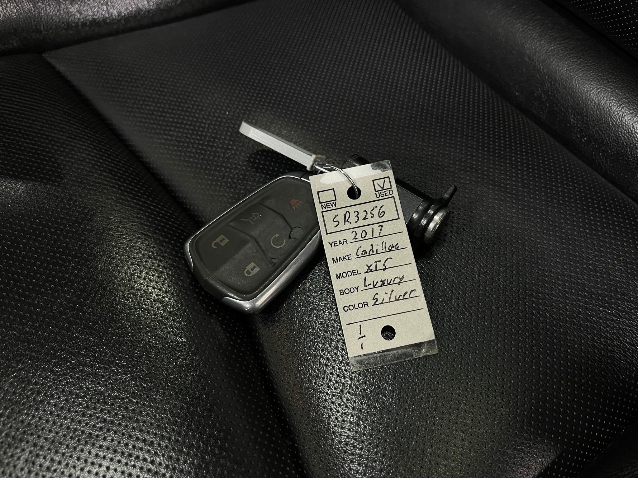 Used 2017 Cadillac XT5 Luxury image 36