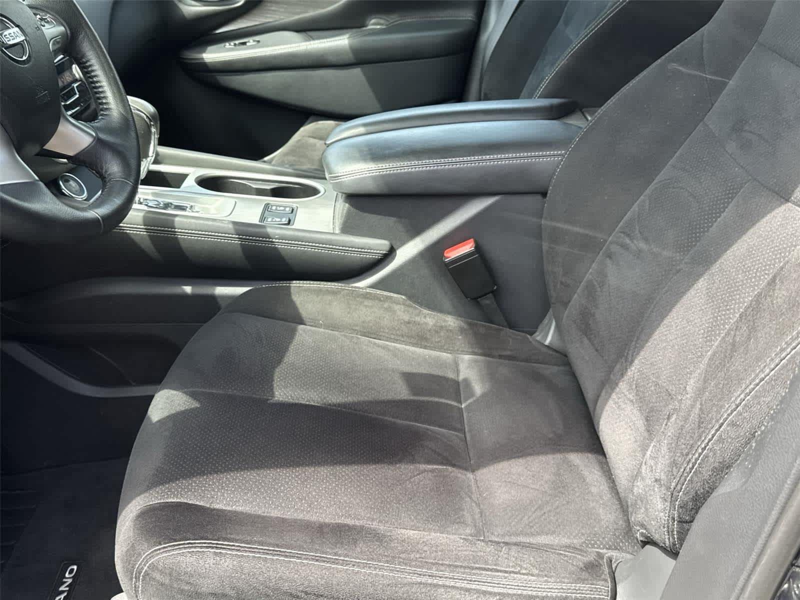 Used 2018 Nissan Murano SV w/ Premium Package AWD/4WD image 9