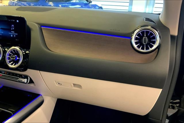 Used 2023 Mercedes-Benz GLA 250 4MATIC image 18