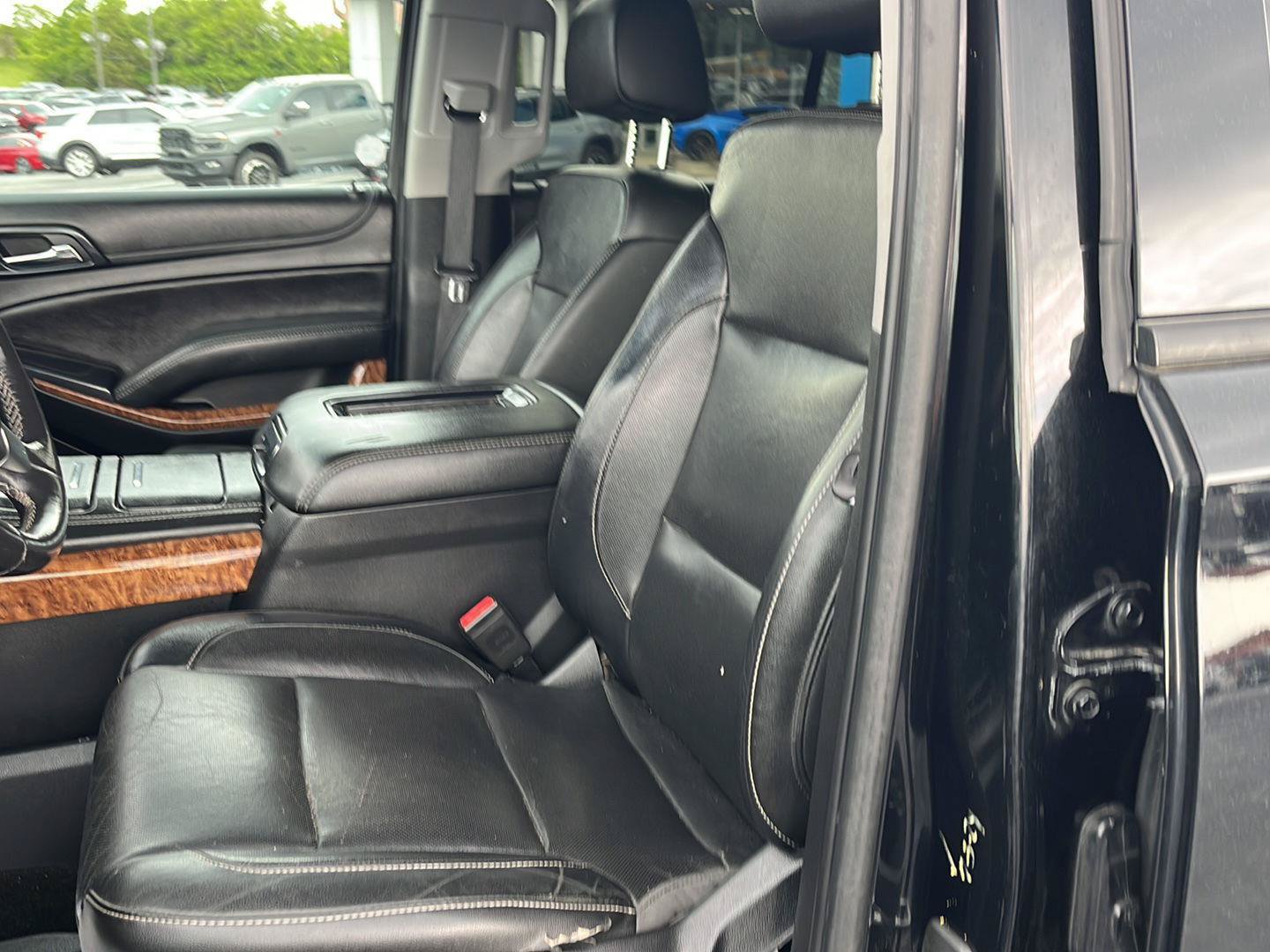 Used 2019 Chevrolet Tahoe Premier AWD/4WD image 20