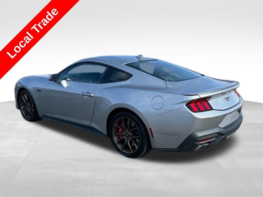 Used 2024 Ford Mustang GT Premium image 4