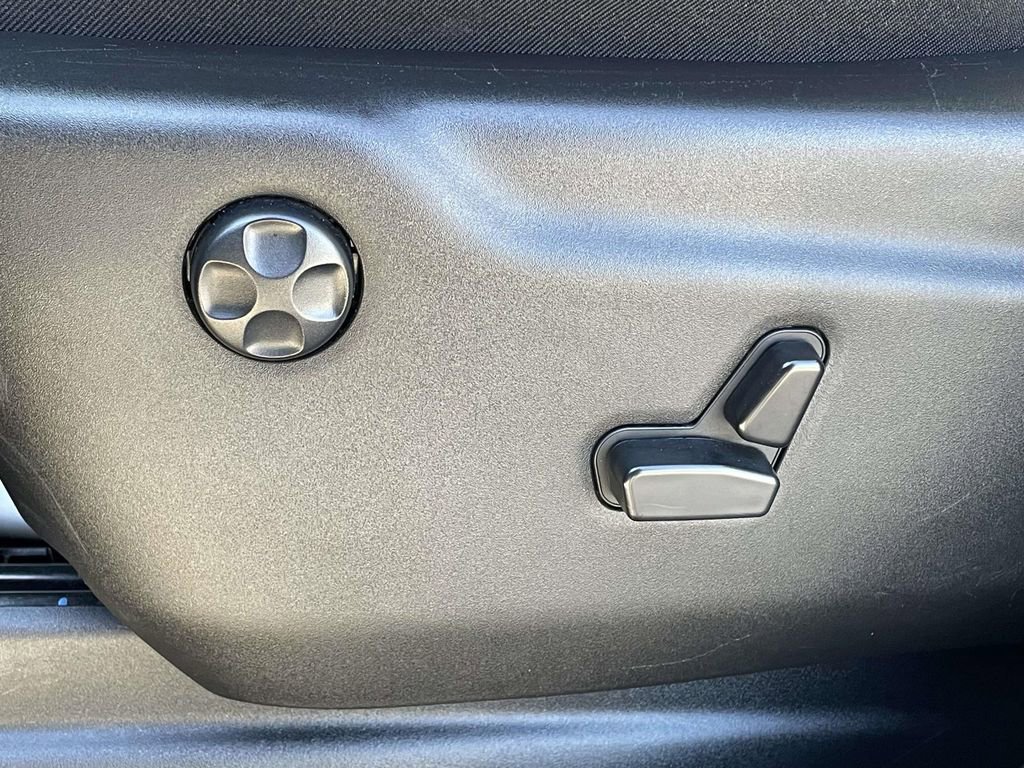 Used 2024 Dodge Durango GT image 8