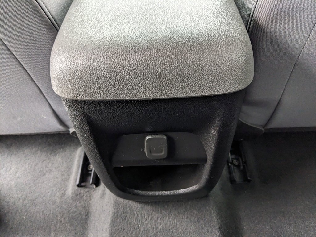 Used 2022 Chevrolet Colorado W/T image 28