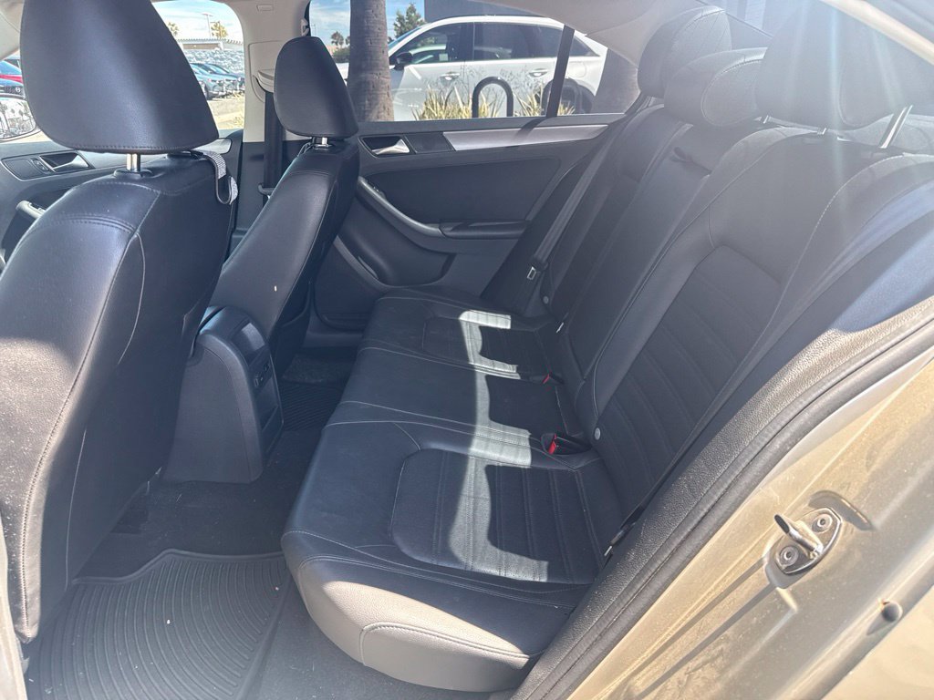 Used 2013 Volkswagen Jetta SEL FWD image 44
