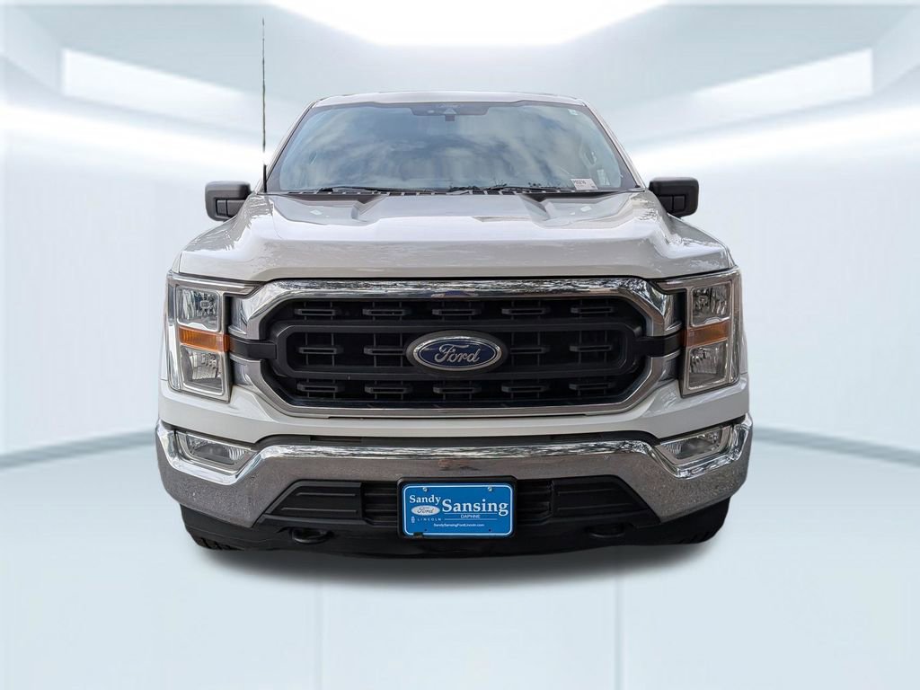 Used 2021 Ford F150 XLT image 11