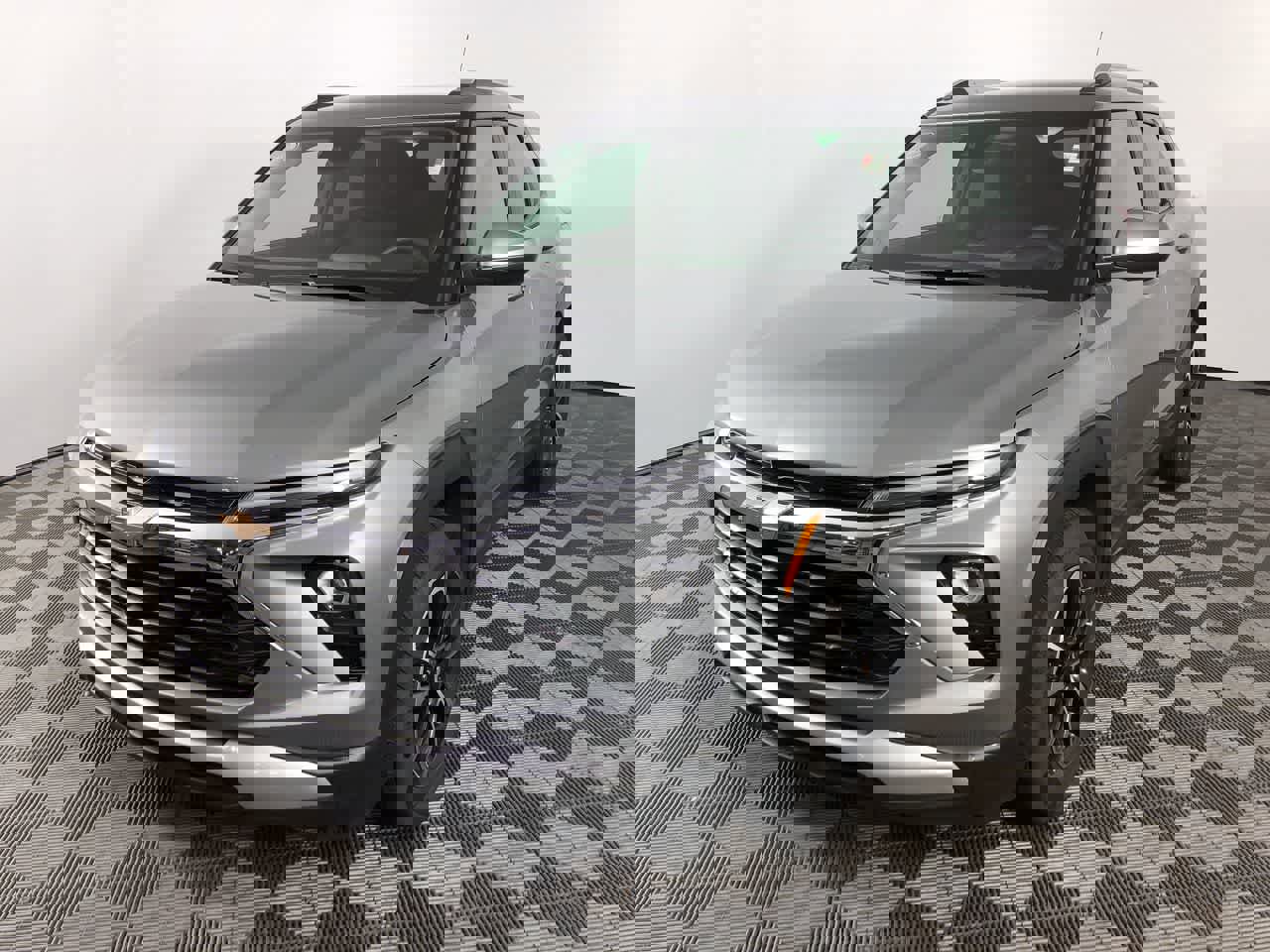 Used 2025 Chevrolet TrailBlazer LT image 4