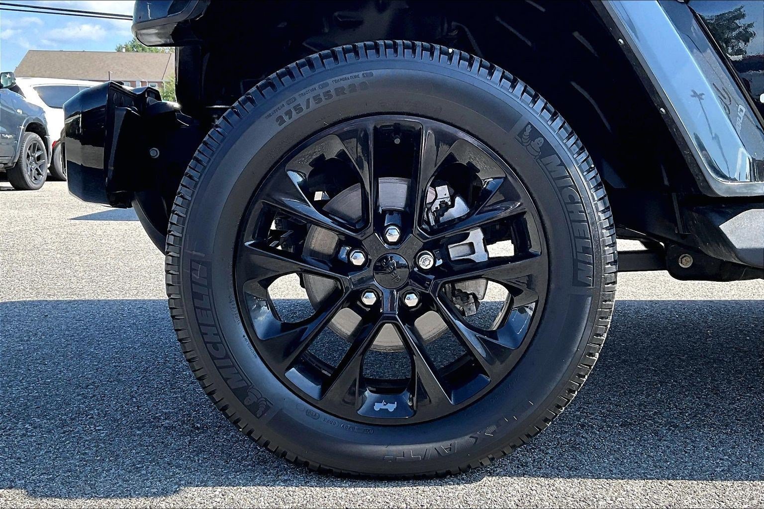 Used 2022 Jeep Gladiator Overland AWD/4WD image 8
